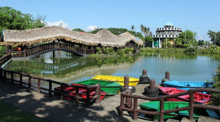 Albay Park and Wildlife